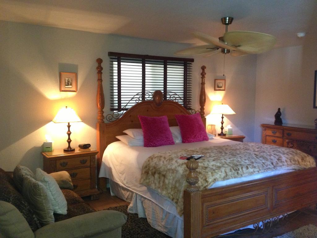 Sea Mountain Nude Resort & Spa Hotel - Adults Only Desert Hot Springs Zimmer foto